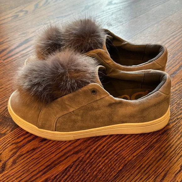 Sam Edelman Leya gray suede faux fur puff ball pull on sneakers. Size 8.5. - Picture 2 of 6